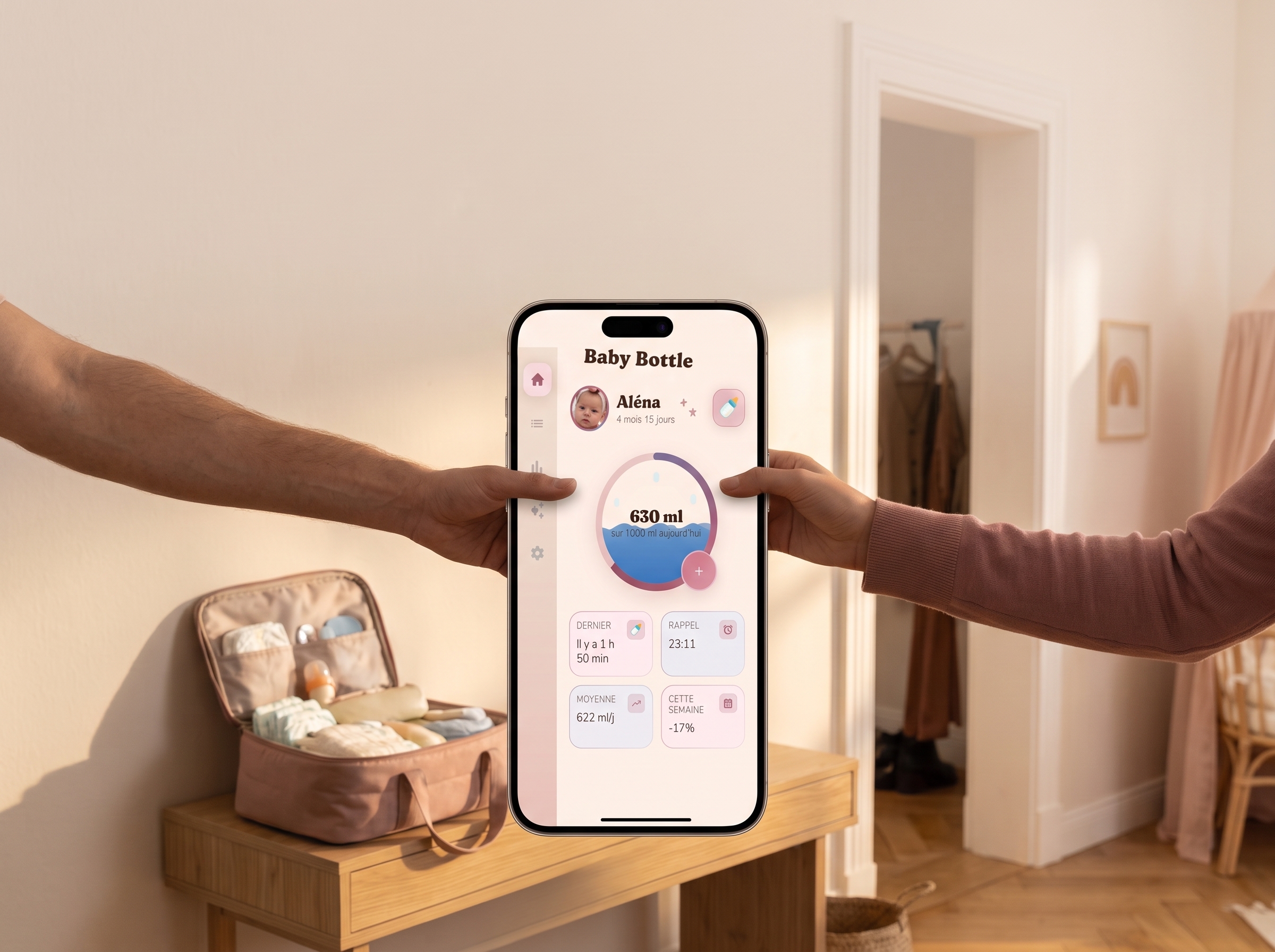 Visuel Baby Bottle montrant le suivi du bébé sur un téléphone